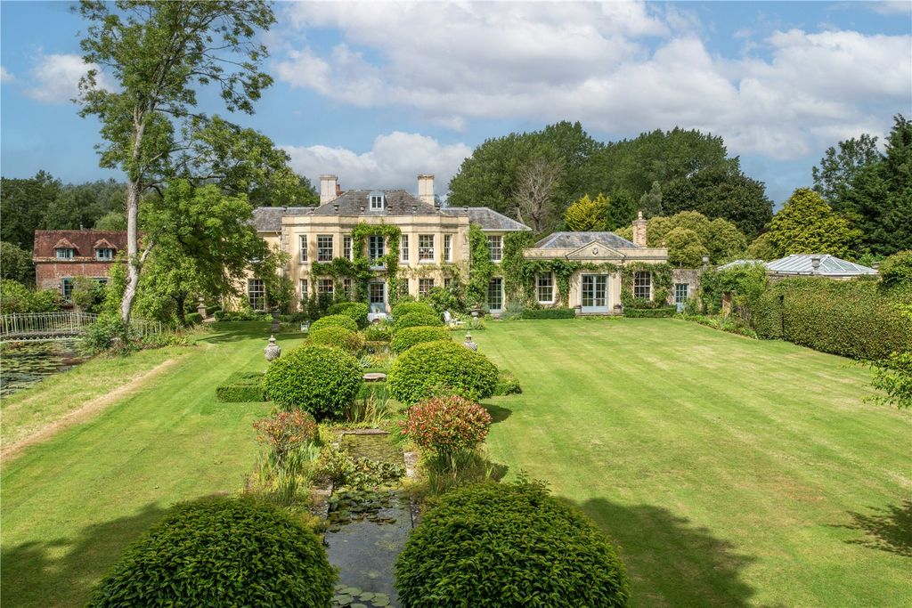 Property photo 1 of 26 Lyddon House