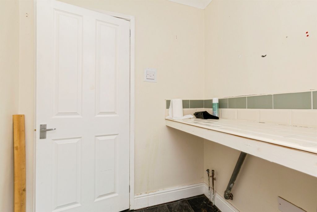Property photo 3 of 13 Image