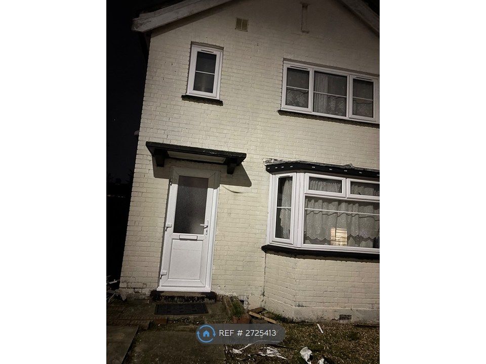 Property photo 1 of 10 Front Door Entrance To Ground And First Floor