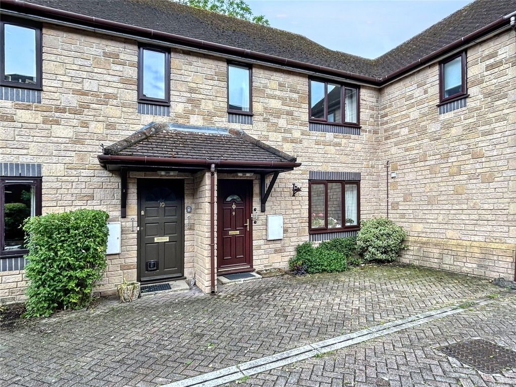 Property photo 1 of 11 Picture No. 17
