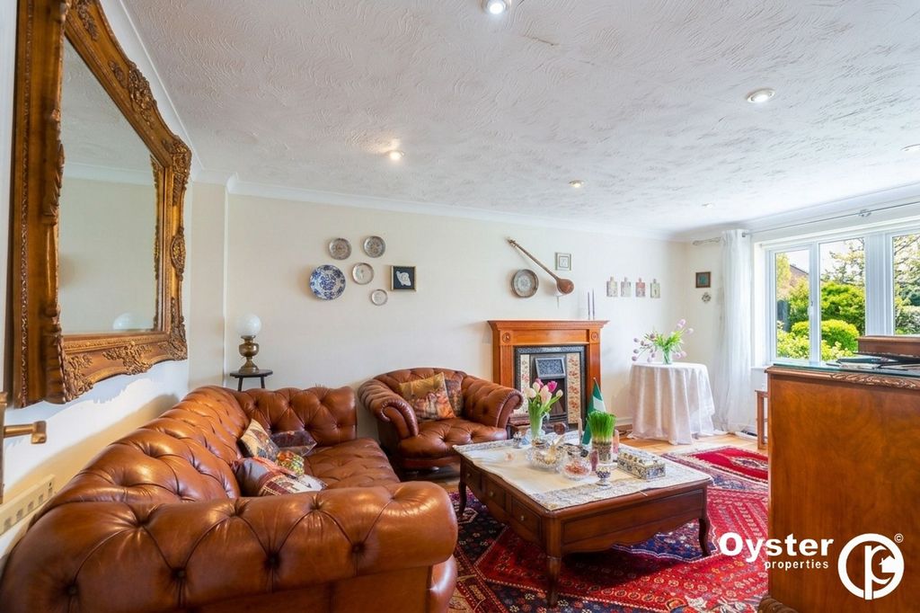 Property photo 2 of 22