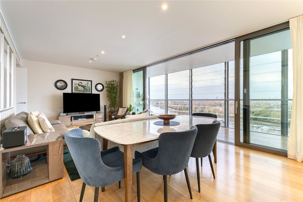 Property photo 2 of 13 Dining Area