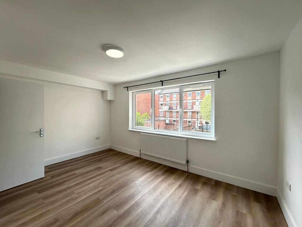 Property photo 1 of 4