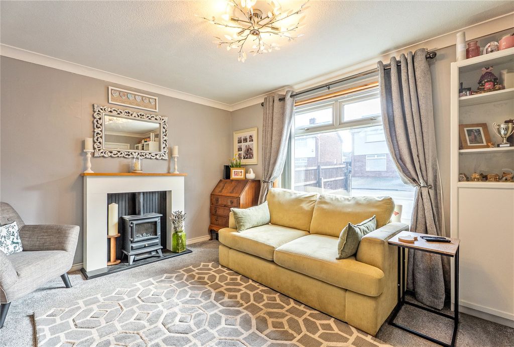 Property photo 2 of 23 Picture No. 02