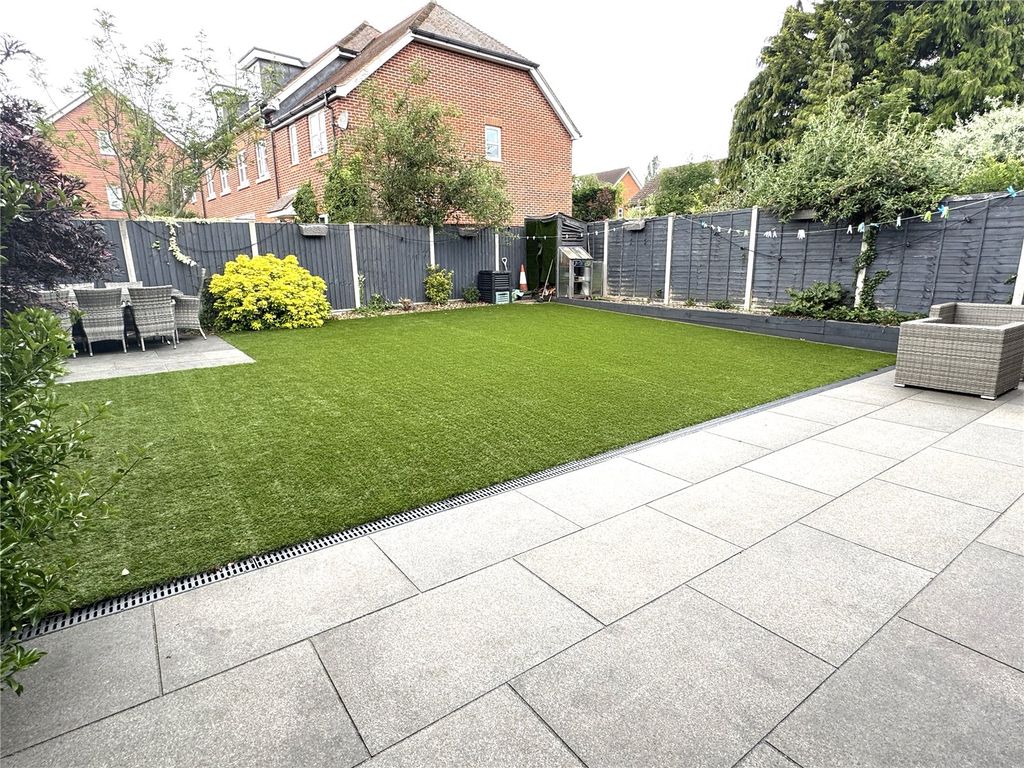 Property photo 2 of 15 Picture No. 08