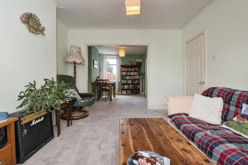 Property photo 2 of 16 Photo