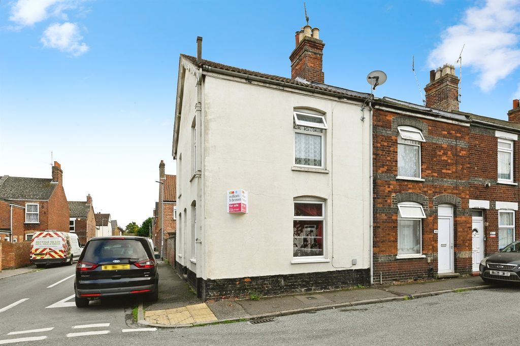 Property photo 1 of 16