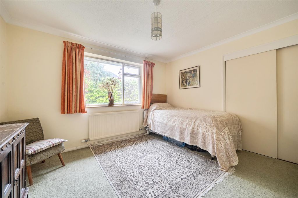 Additional image 20 of 4 bed bungalow for saleArdwell Close, Crowthorne, Berkshire RG45
