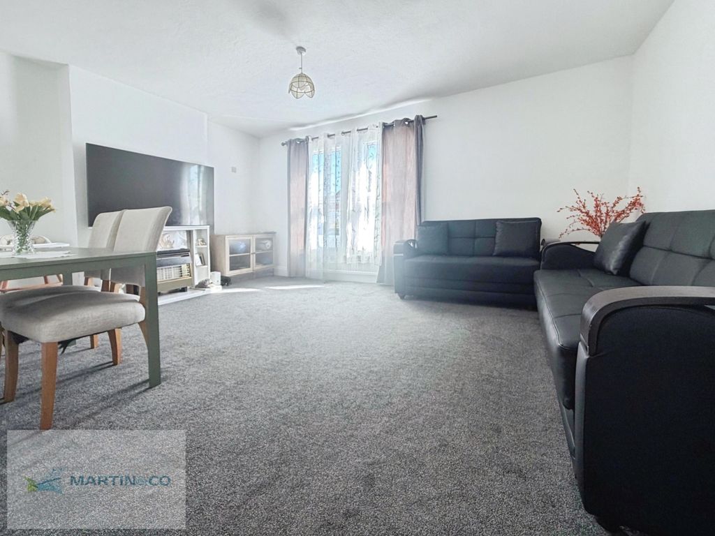 Property photo 2 of 14 User_Edited_Photo-Fb495d72_User-Edited-6972Cfb5-F2
