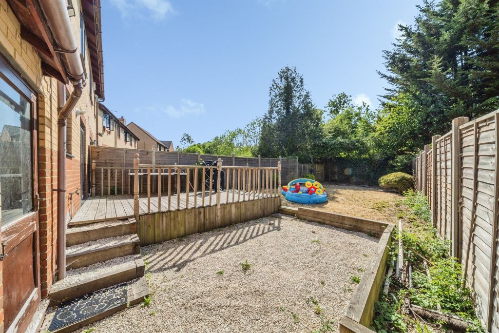 Property photo 3 of 11