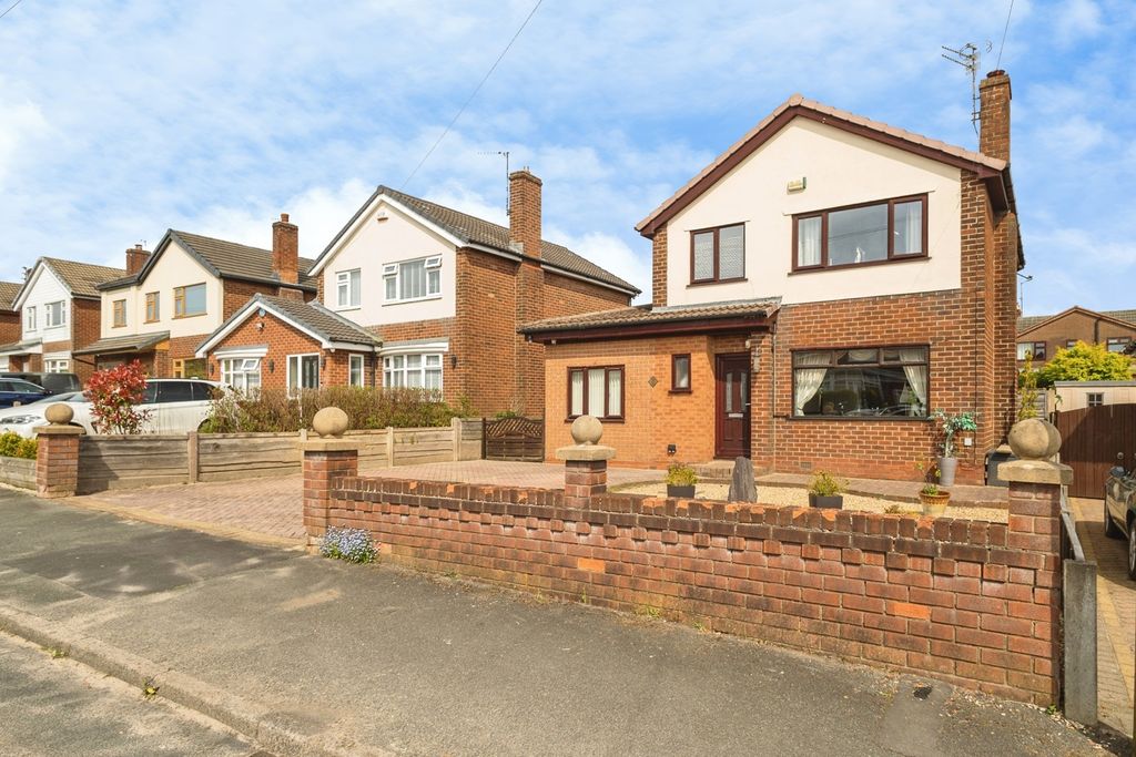 Property photo 3 of 38 Pbox-Img.Jpg