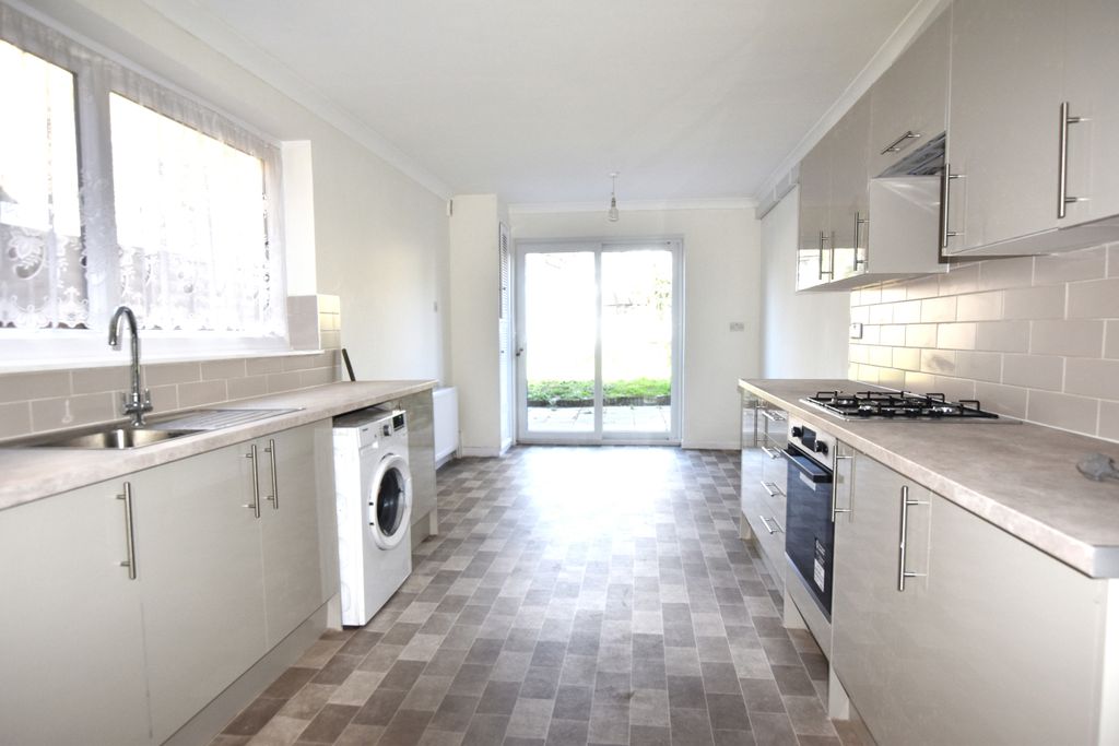 Property photo 2 of 16 Gallery