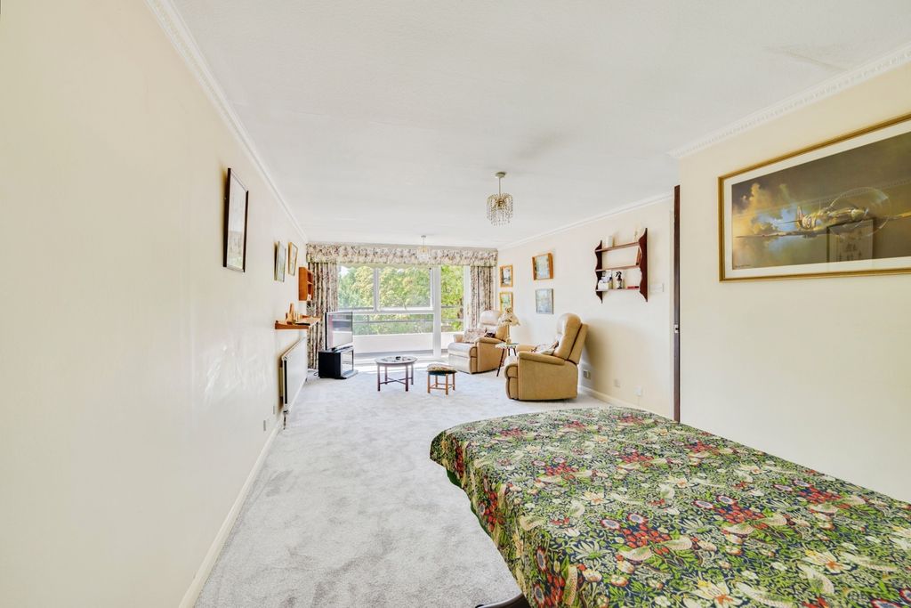Property photo 3 of 17 Pbox-Img.Jpg