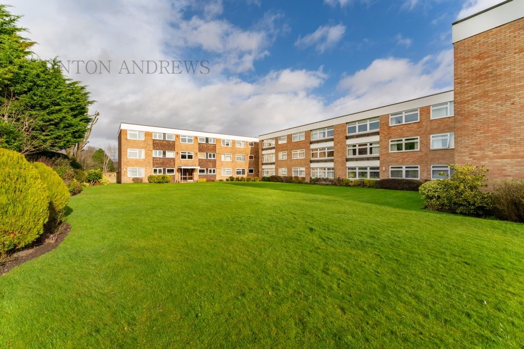 Property photo 1 of 16 Photo 15