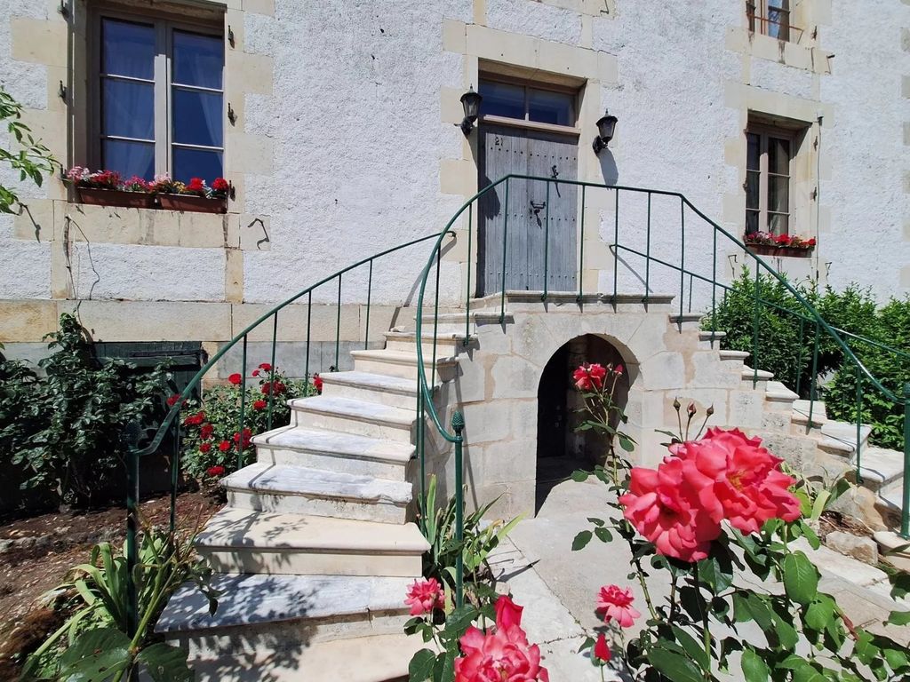 Property photo 2 of 15