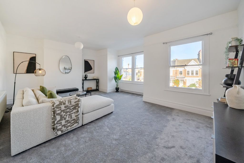 Property photo 2 of 10 Picture No. 86