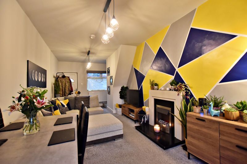 Property photo 3 of 14 Photo 5