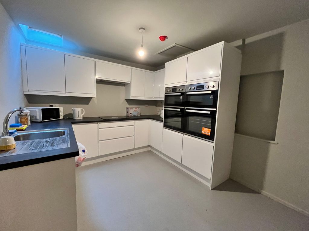 Property photo 3 of 5 Picture No. 02