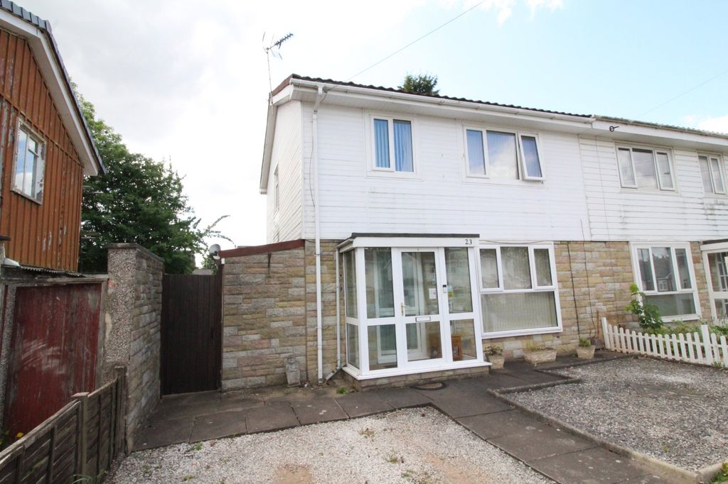 Property photo 1 of 15 Front