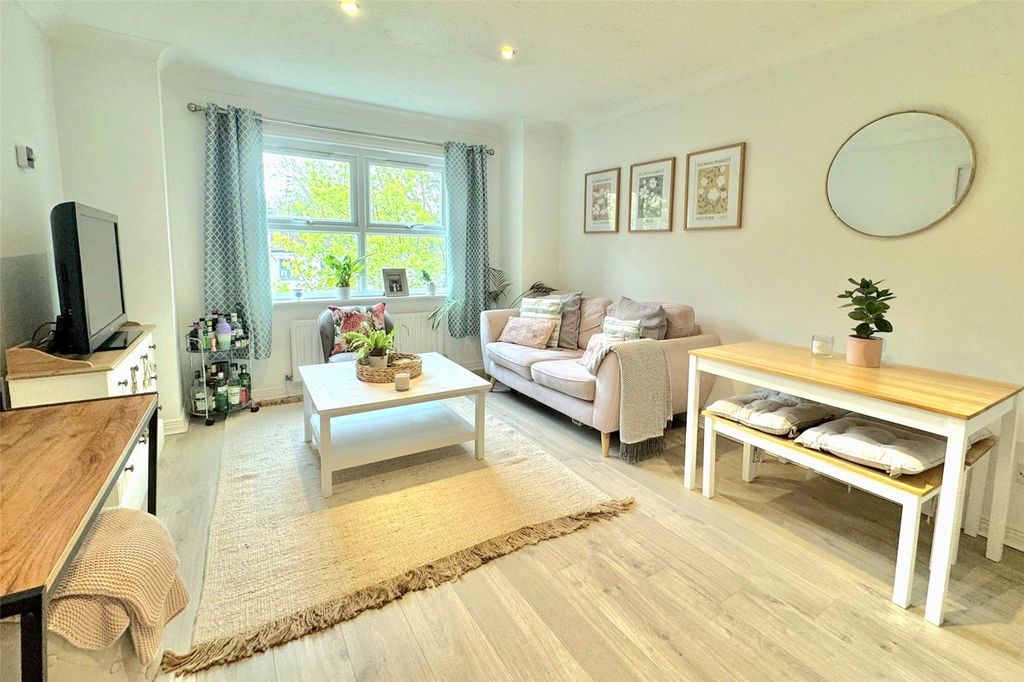 Property photo 2 of 7 Picture No. 07