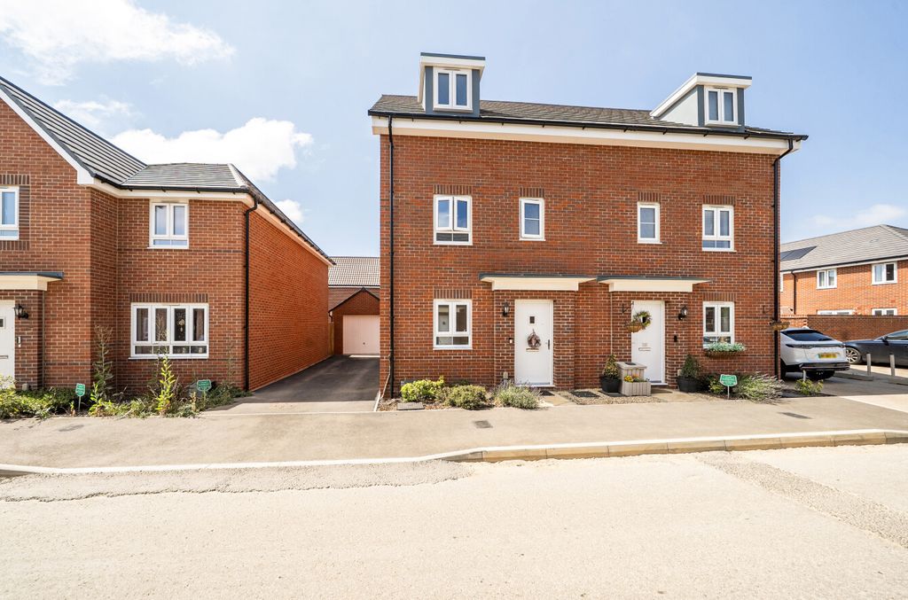 Property photo 1 of 20 1487042-2-6A56266...