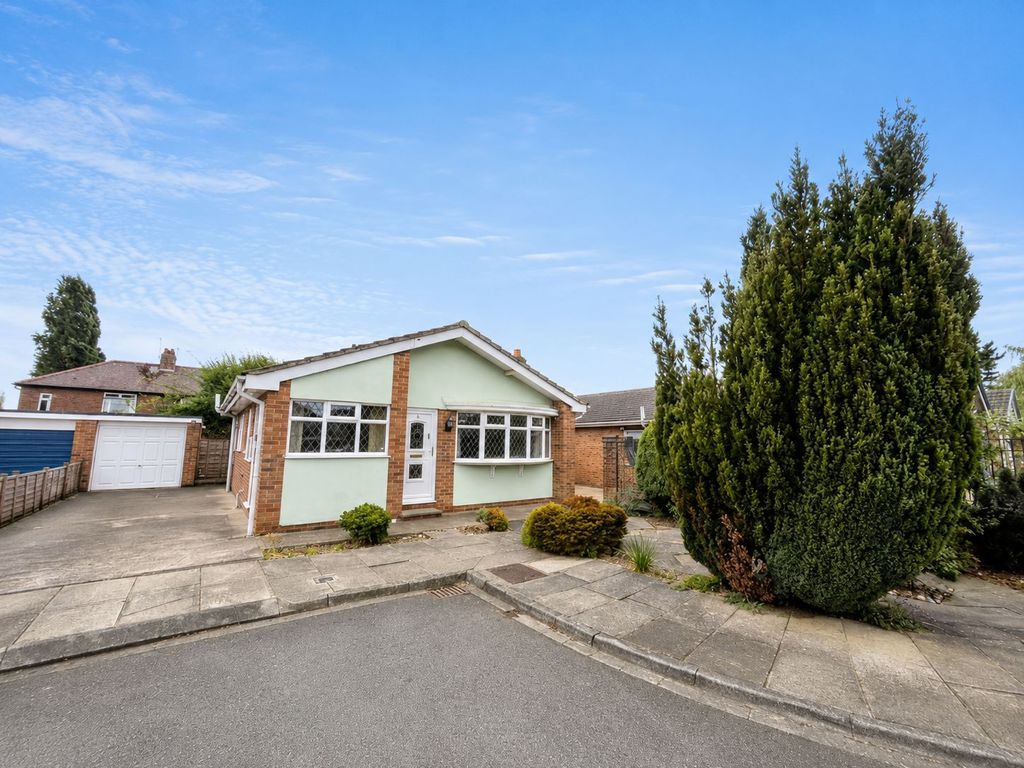 Property photo 1 of 13