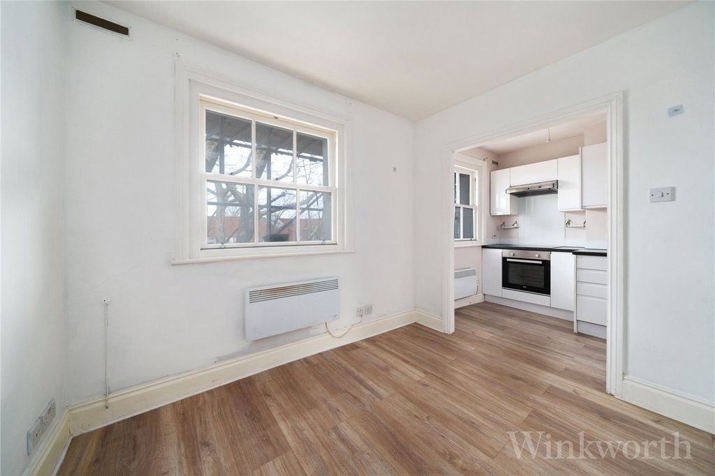Property photo 2 of 6 Picture No. 06