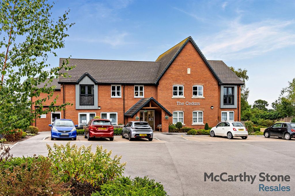 Property photo 1 of 55 8660859-Exterior05-800.Jpg