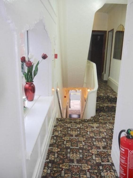 Property photo 3 of 18 3 c 2025-11-27 142007.Jpg