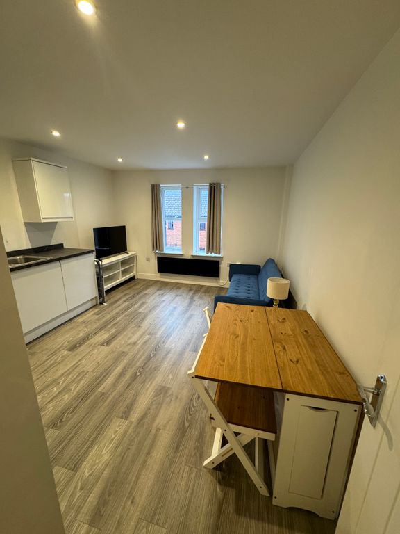 Property photo 2 of 12