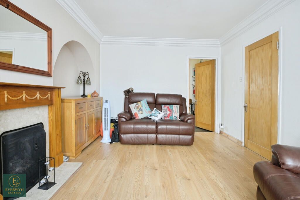 Property photo 3 of 20 04-3B3603710893Ecc083E4Bd565B2B6679.Jpeg