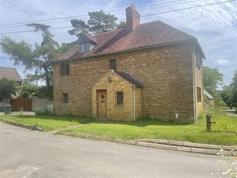 Property photo 1 of 14 External
