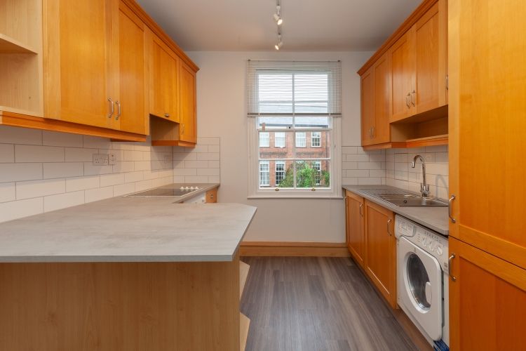 Property photo 3 of 8 263598