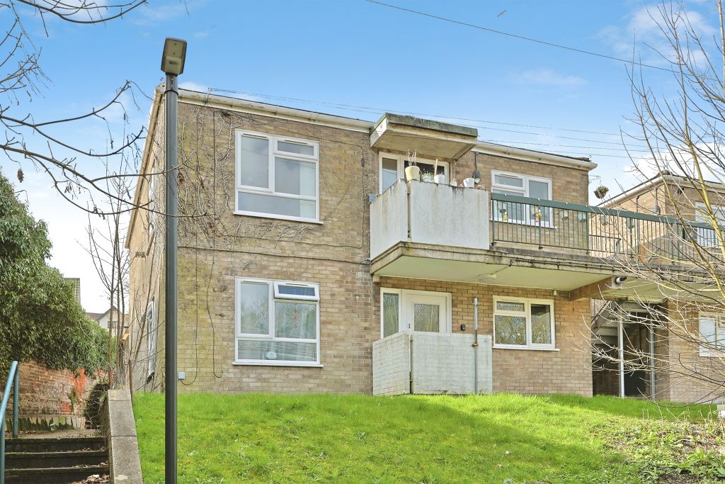 Property photo 1 of 15