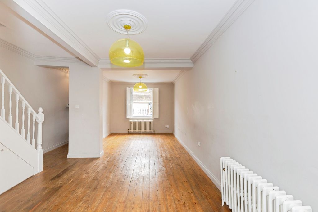 Property photo 3 of 19 Lounge/Dining Room