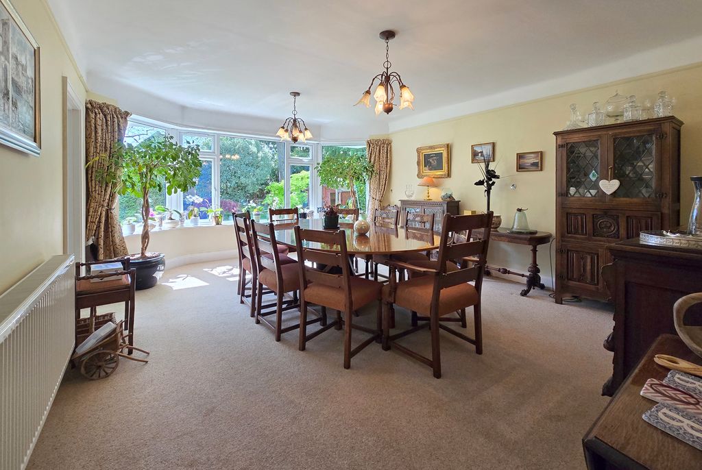 Property photo 3 of 15 Longmead Dining Room