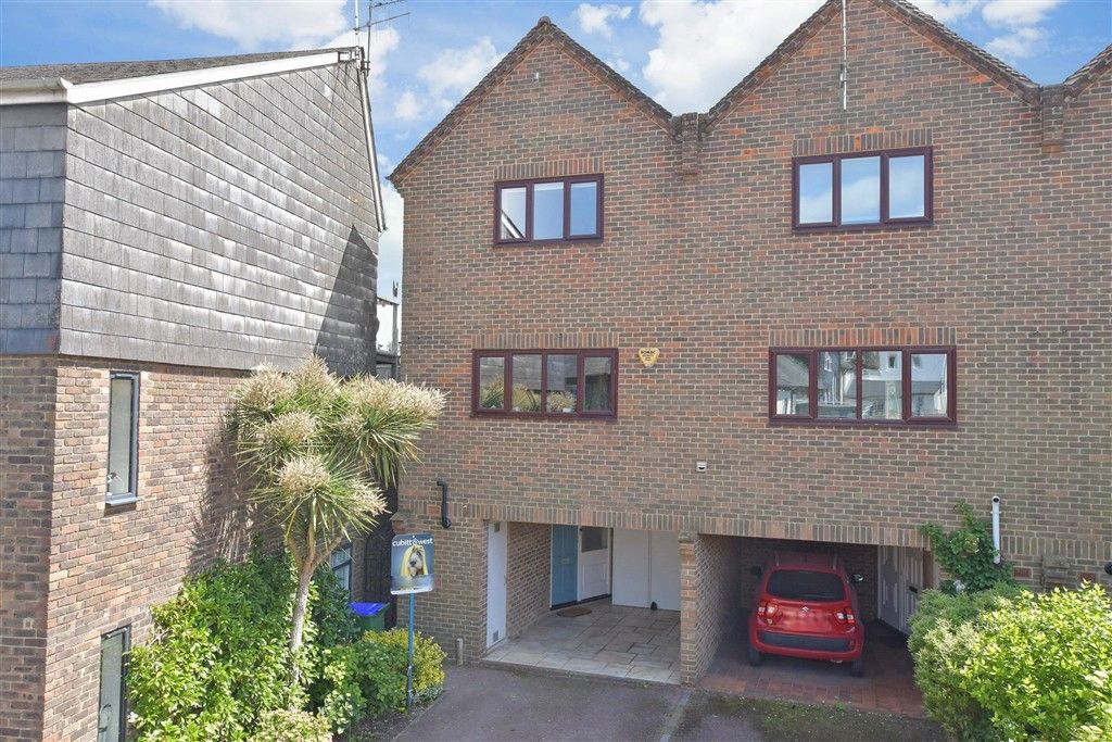 Property photo 1 of 16 External (Web)