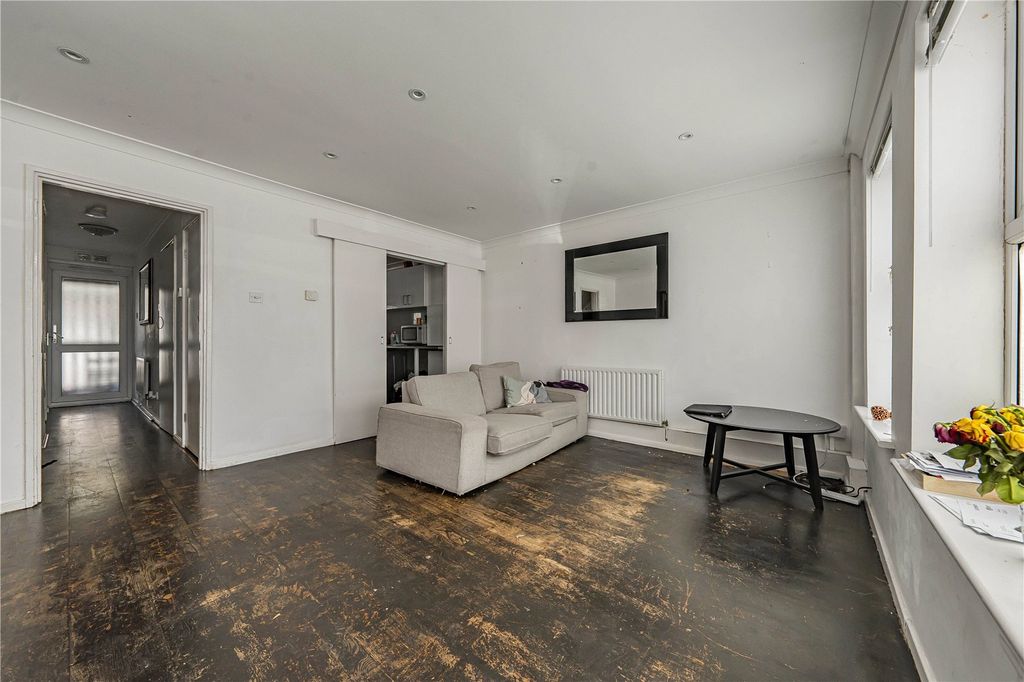 Property photo 2 of 10 Picture No. 03