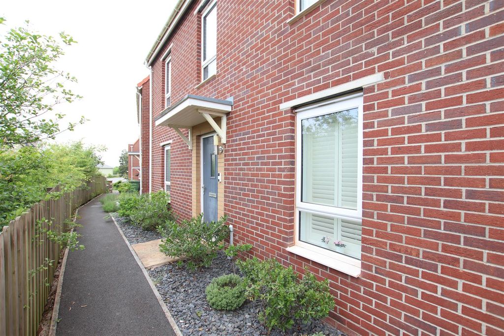 Property photo 1 of 19 Front.Jpg