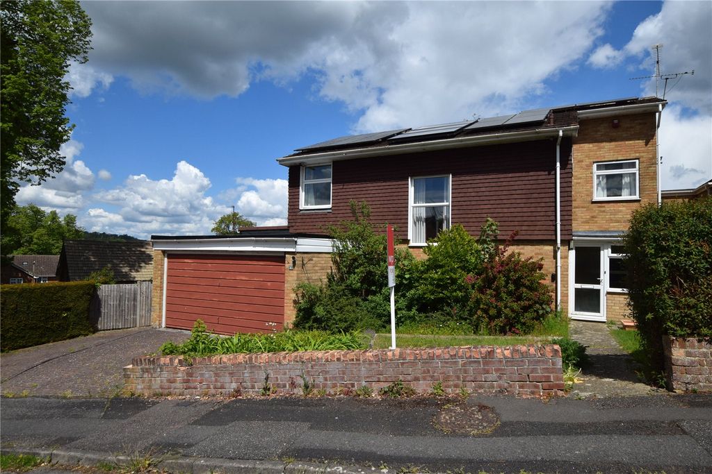 Property photo 1 of 21 Picture No. 27