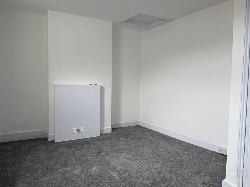 Additional image 5 of 2 bed flat to rentBrighton Road, Worthing BN11