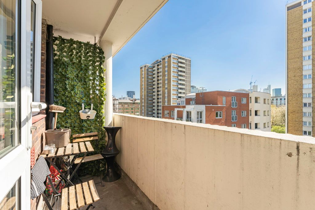 Property photo 3 of 17 Balcony
