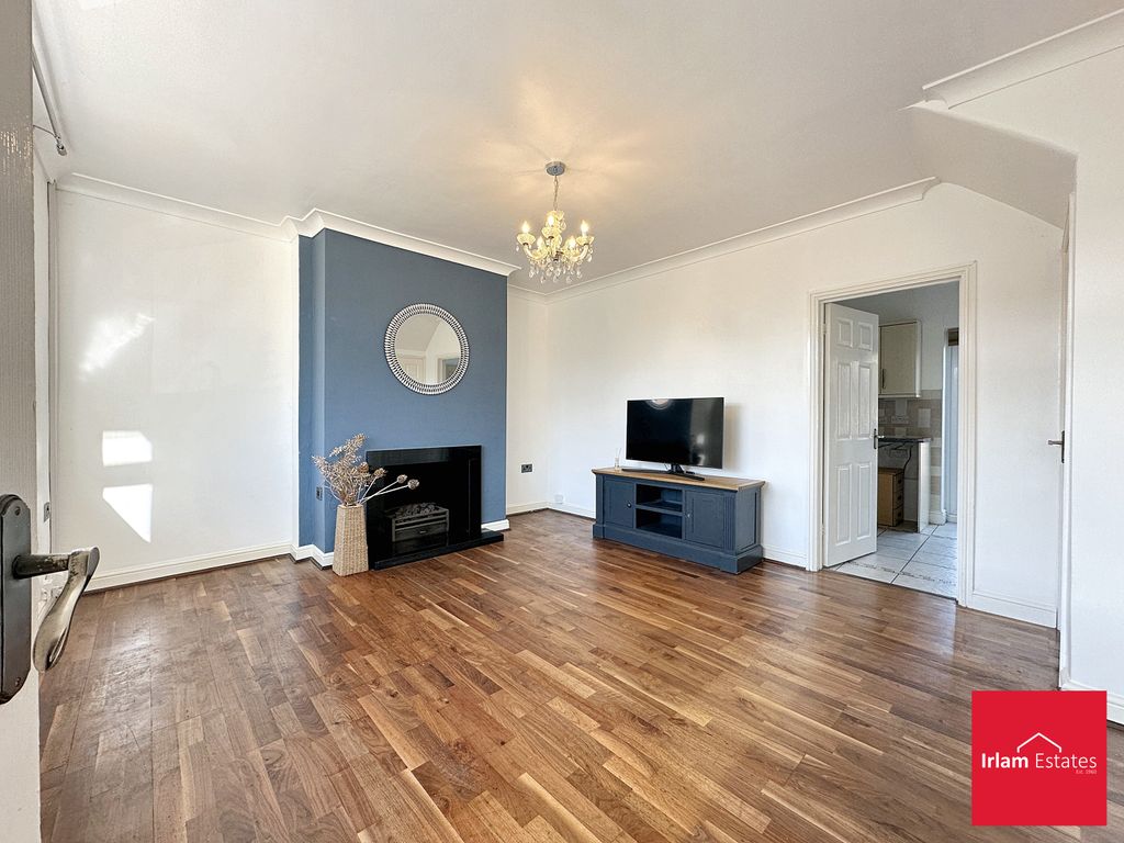 Property photo 2 of 15 Img_1148