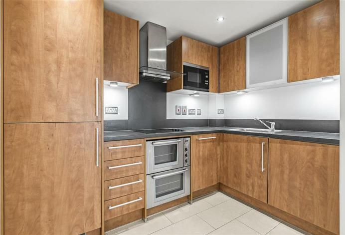 Property photo 3 of 9