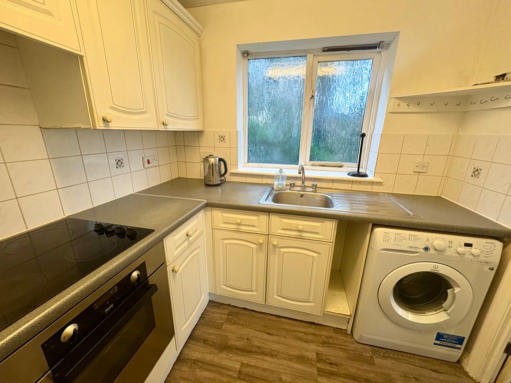 Property photo 2 of 8 Img_4238