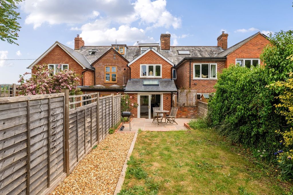 Property photo 1 of 11 1294883-3-682F14F...