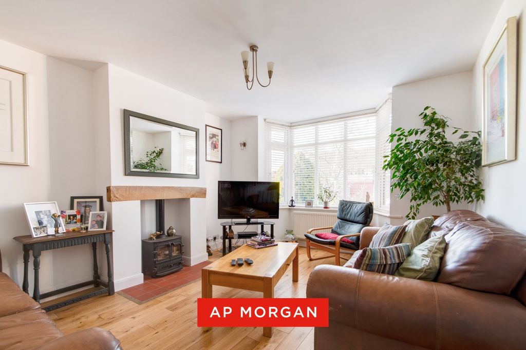 Property photo 2 of 22 Picture No. 12