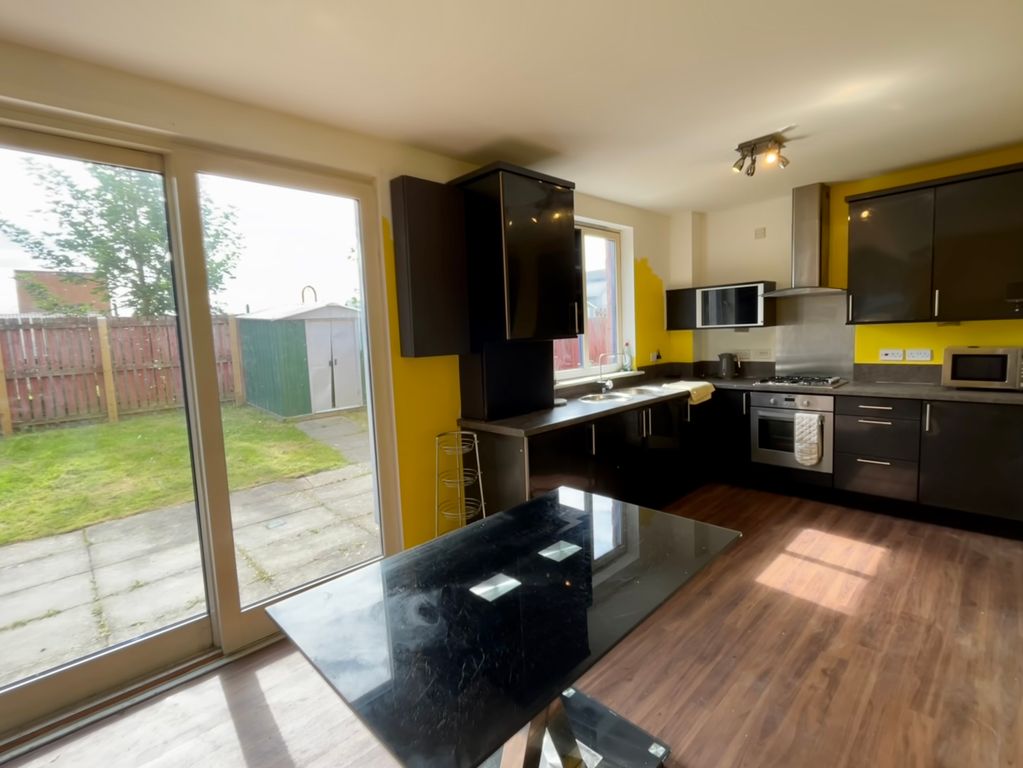 Property photo 3 of 10 3
