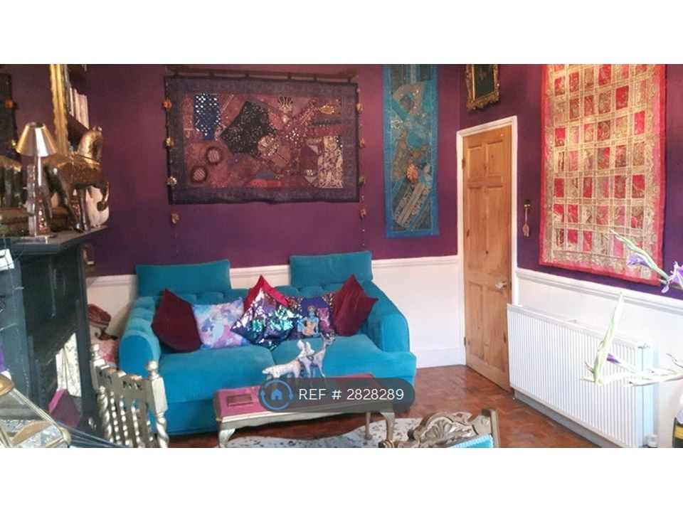 Property photo 3 of 6