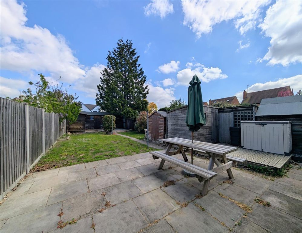 Property photo 3 of 19